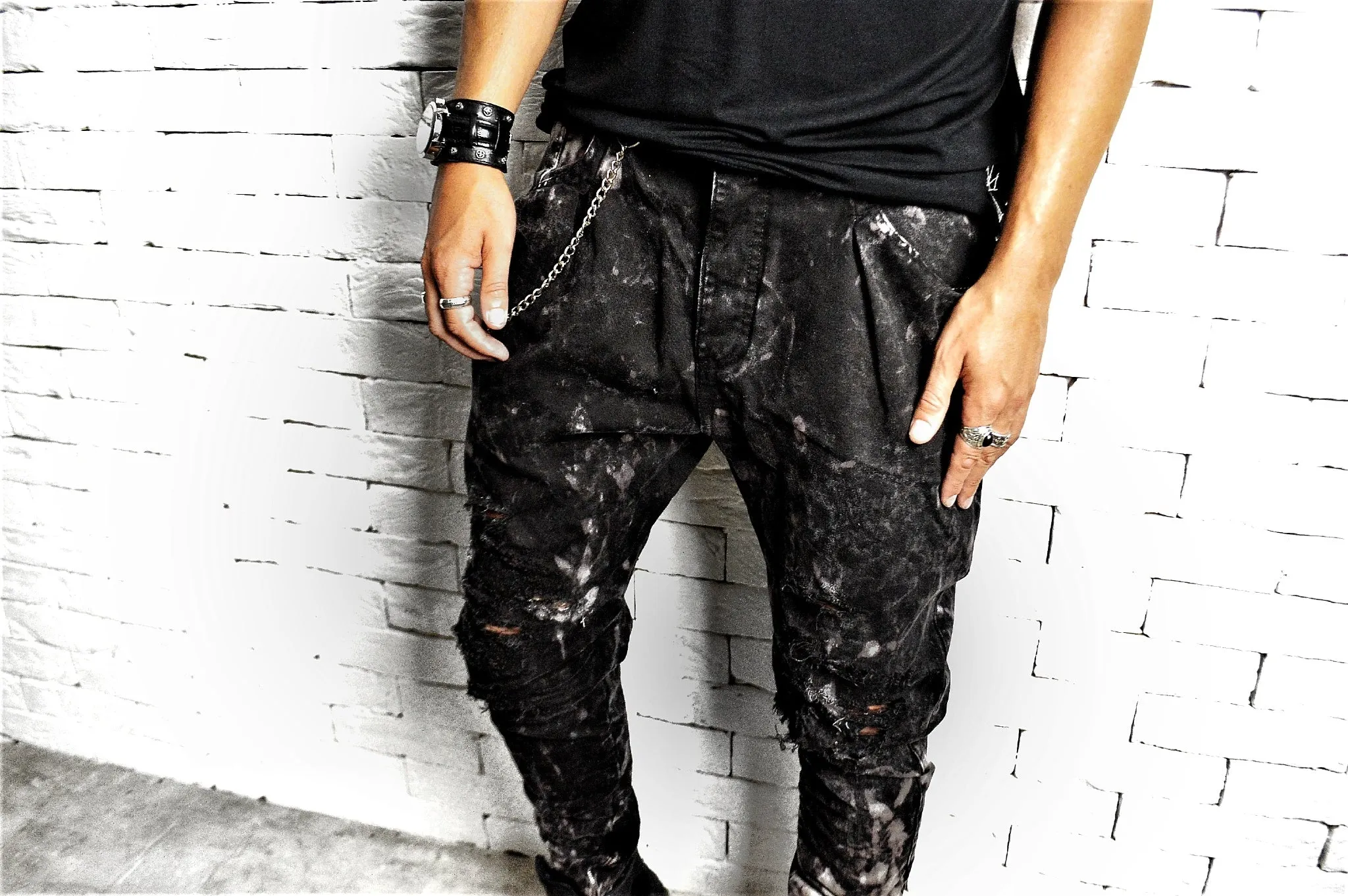 Bleached Twisted Jeans