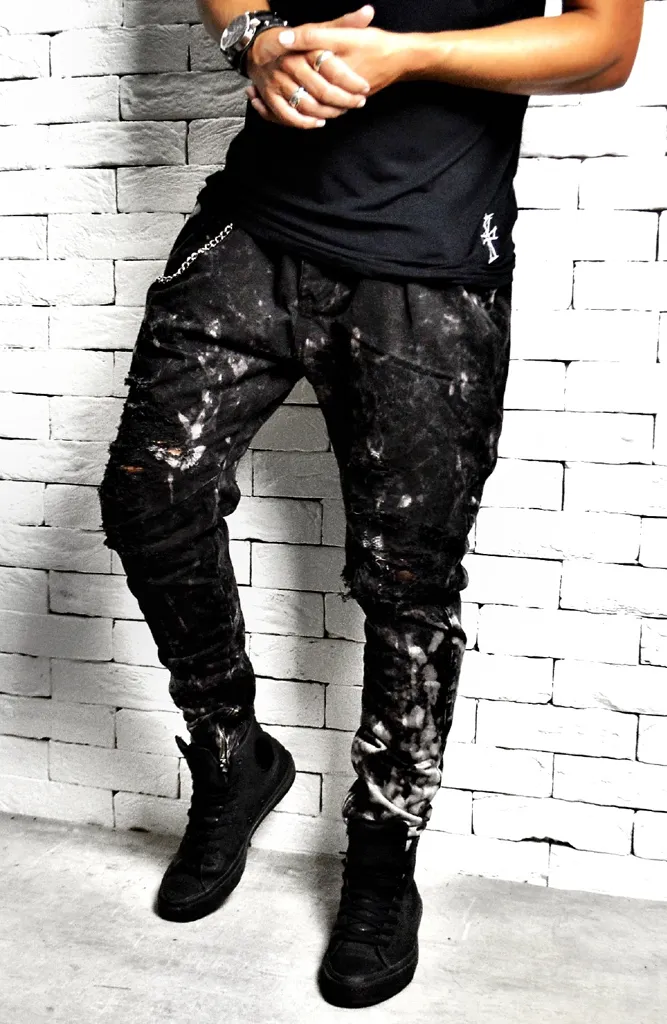 Bleached Twisted Jeans
