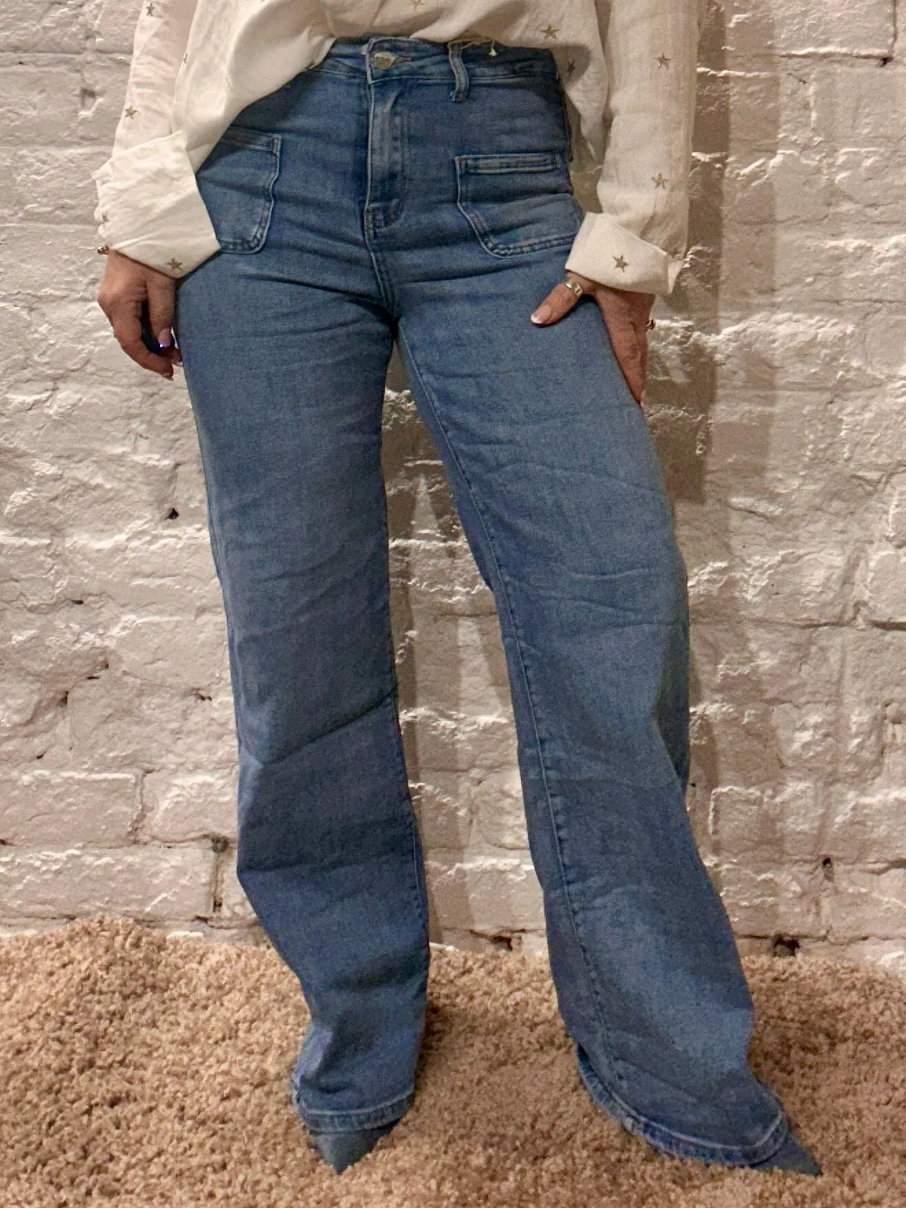 Club Denim 70's Vibe Front Pocket Wide Leg Jeans in Washed Denim