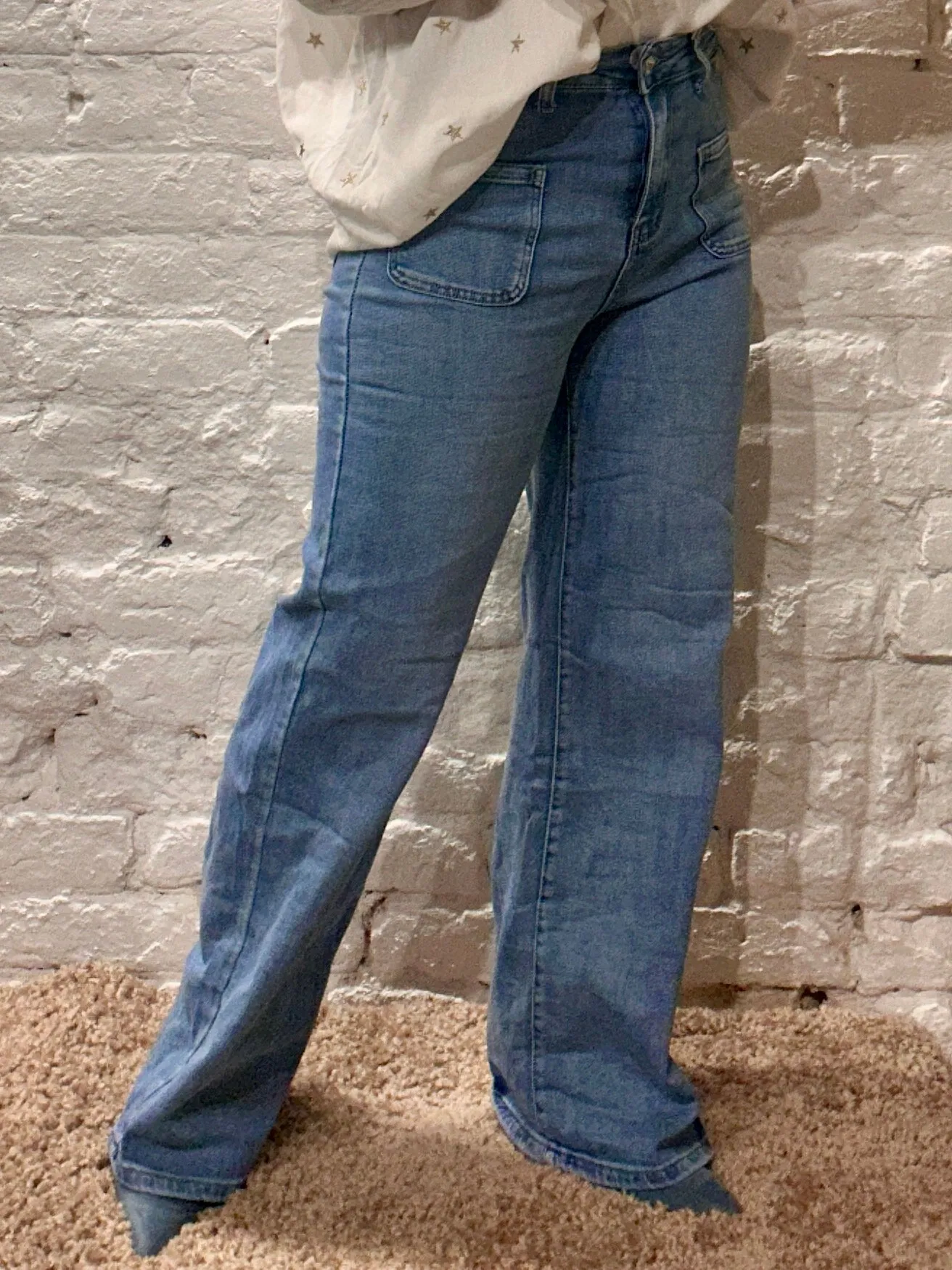 Club Denim 70's Vibe Front Pocket Wide Leg Jeans in Washed Denim